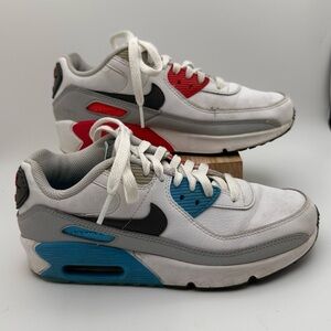 Nike Youth Air Max 90 Sneakers with Visible Air Bubble Size 5Y